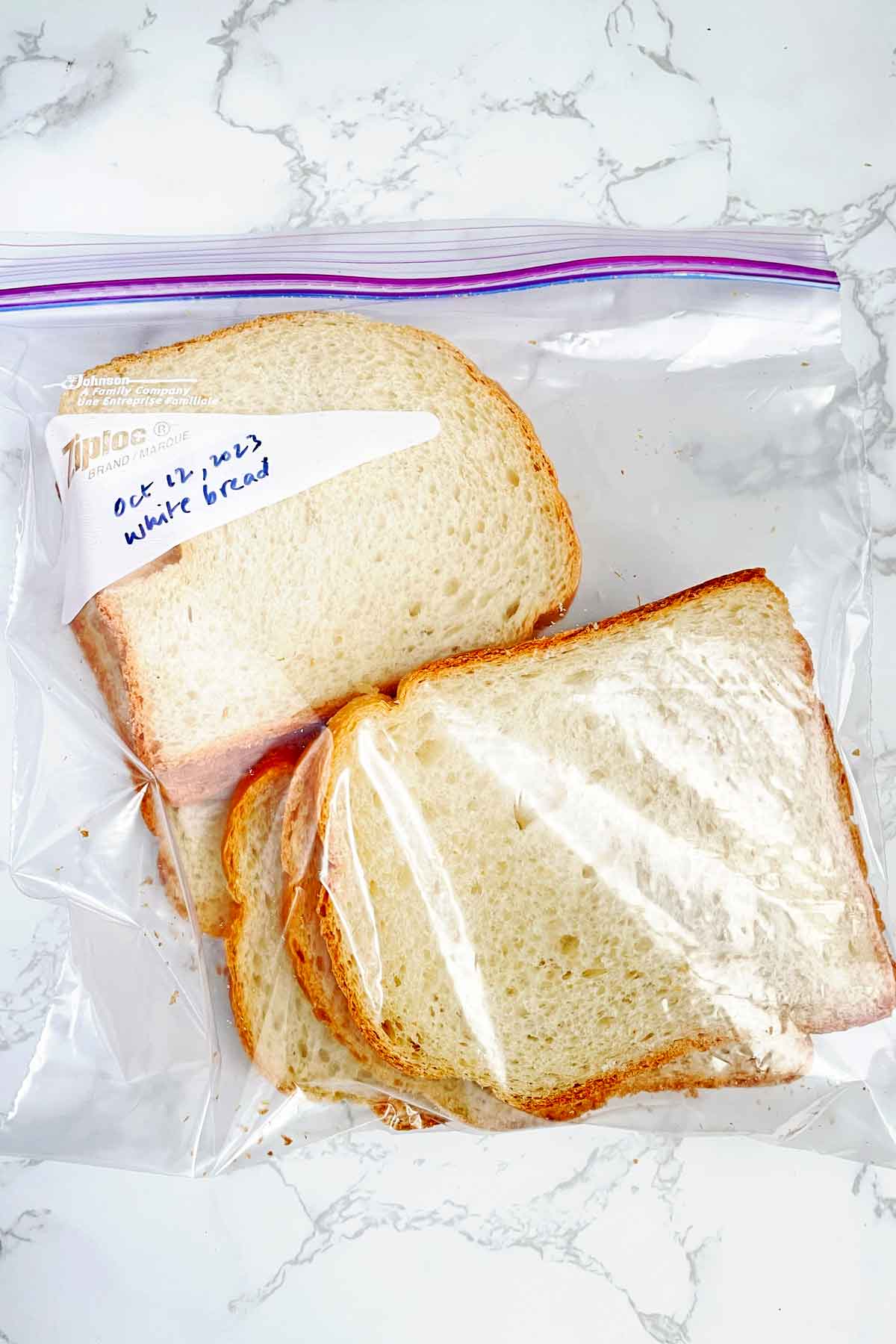 bread slices in ziplock bag.