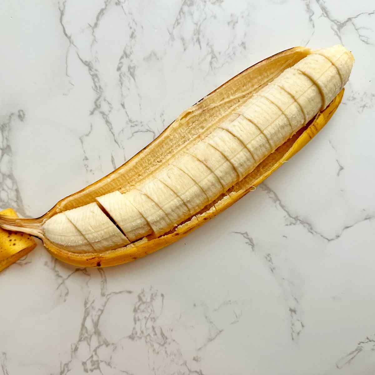 sliced banana in the peel.